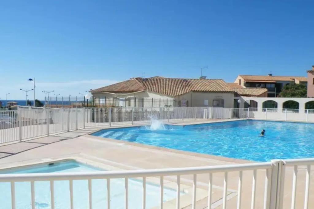 Studio Lumineux, Avec Vue Mer - Conciergerie Regnier - Apartment Sausset-les-Pins Exterior photo